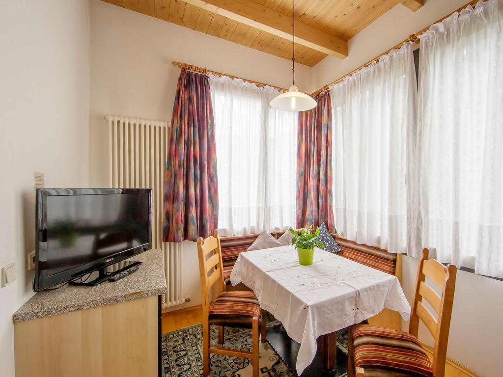 Villa Residence Santer Bruneck Rum bild